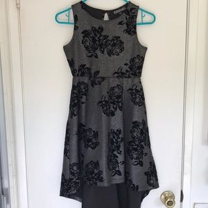 Shimmering dark gray/silver dress w/felt rose pattern-little longer in the back